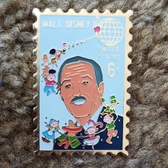 Vintage Disney Enamel Pin and Animated Identification Tags - Picture 3 of 8